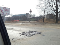 Жители Колтушей жалуются на «ямочный» ремонт дорог