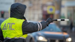 ГИБДД сообщила о трех пострадавших в ДТП с 12 автомобилями в Петербурге