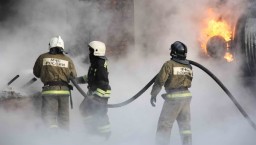 Пожар на складе в Ленинградской области полностью ликвидирован