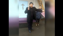 "Я тебя намного глубже к Христу приведу": настоятель изгнал прихожан из храма под Петербургом